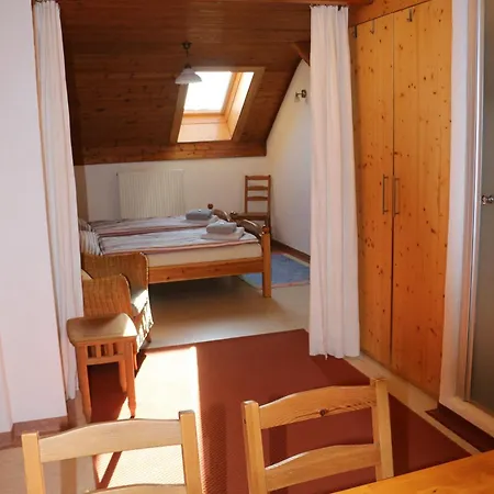 Bio Archehof Zachhiesen - Stay & Relax Seekirchen am Wallersee Room photo